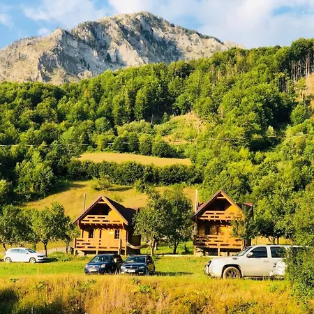 Bujtina Pepushaj Πανσιόν